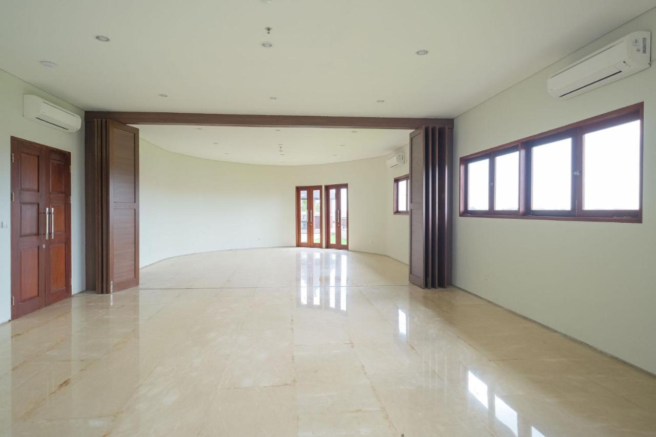 Djabu Seminyak होटल 4*